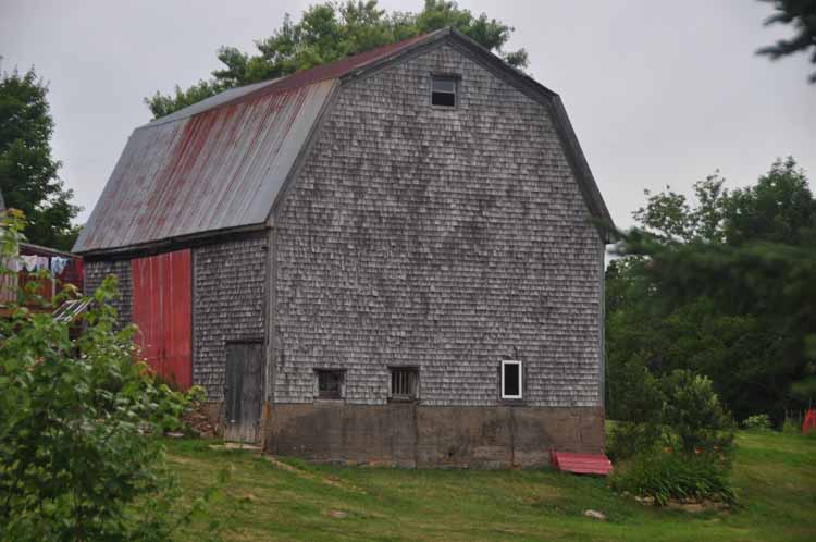 barn